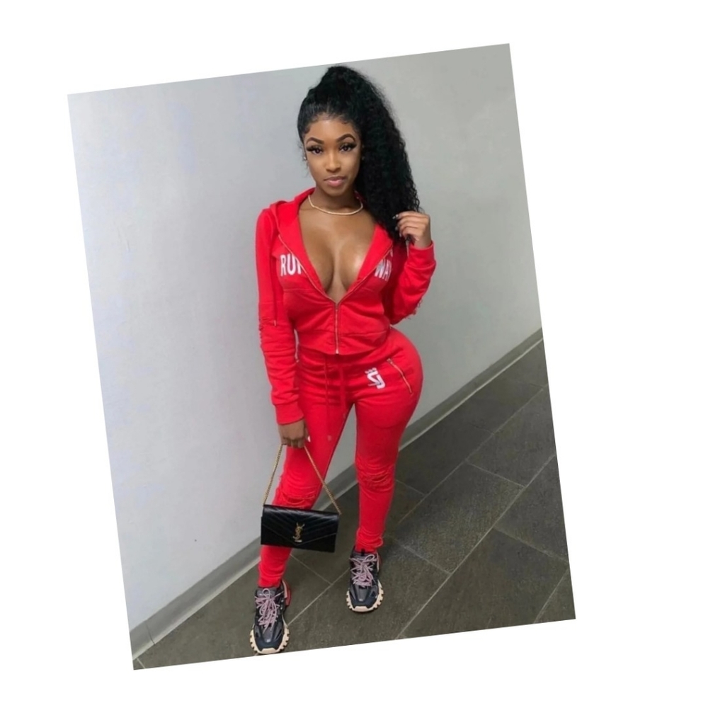 SOLD🖤Runaway Two Piece Tracksuit 🖤SOLD